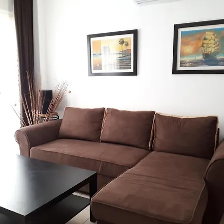 Apartman Pafilia Gardens Block 3