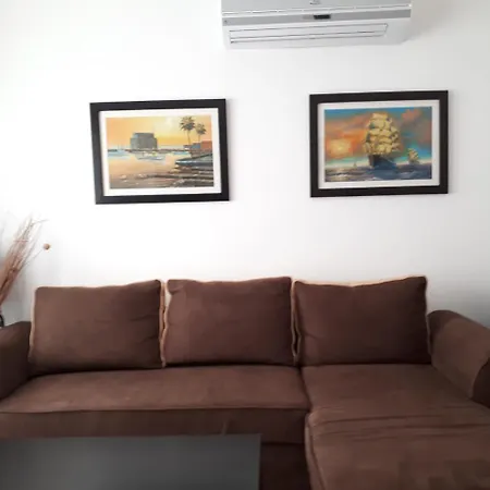 Apartman Pafilia Gardens Block 3 *
